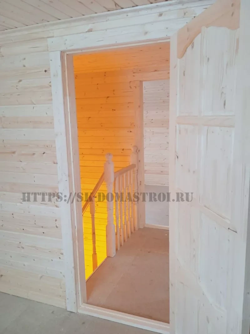 вид из комнаты на мансардном этаже